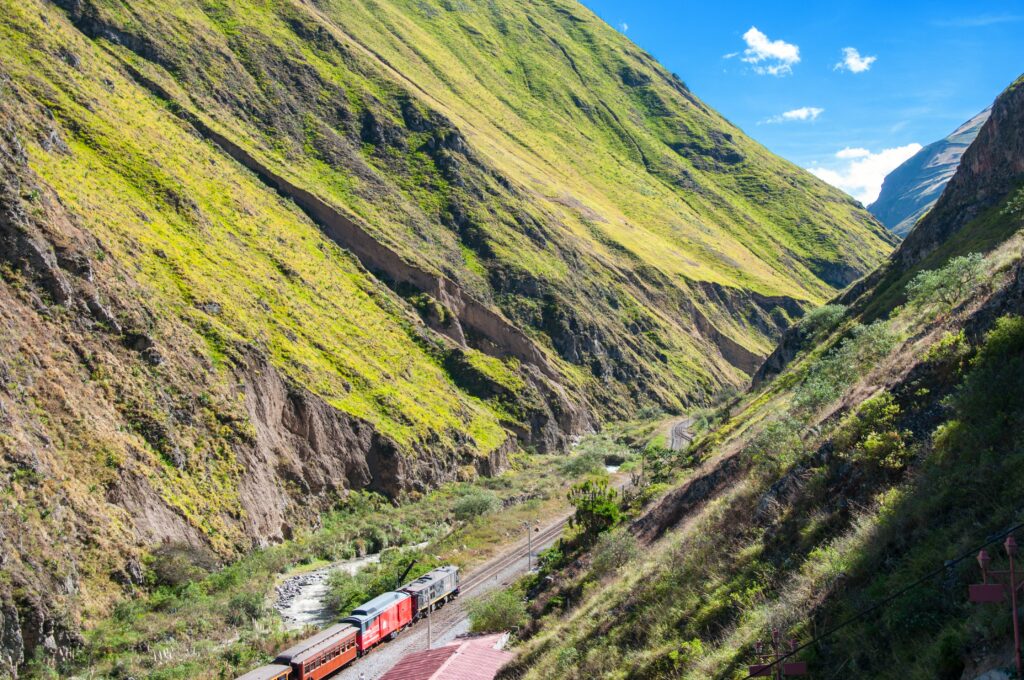 A freight train passes through Chimborazo, Ecuador. c/o Fernando Tapia (Unsplash)